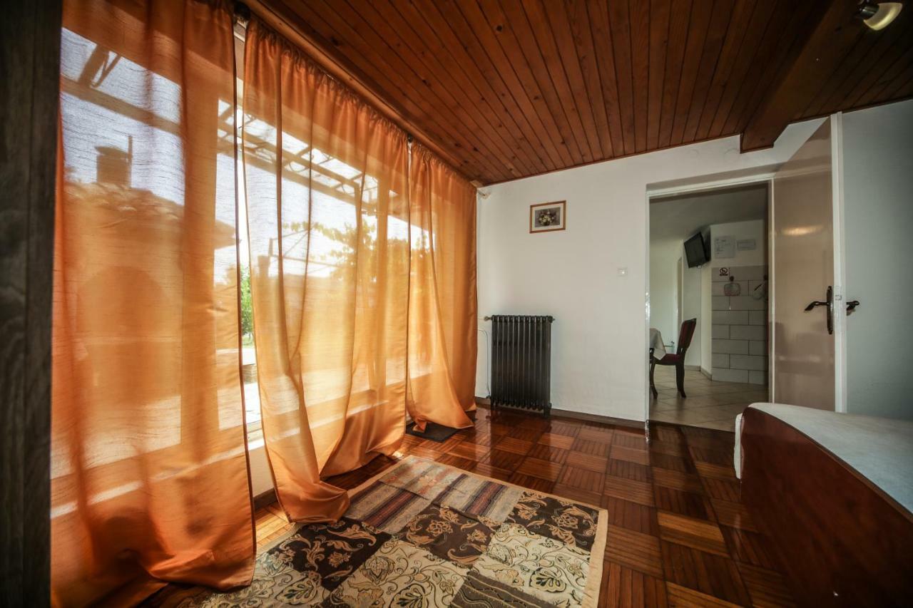 Apartman Ana Lovran Exterior foto